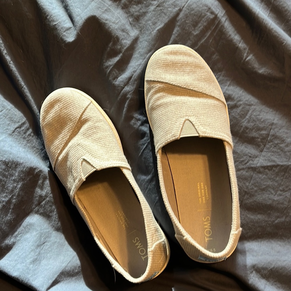 Toms gray slip-ons